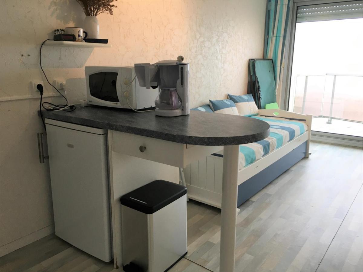 Fort-Mahon-Plage: Studio Balcon, Equipements Complets, Parking Prive - Fr-1-482-12 Exterior photo